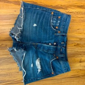 Levi’s like-new high waisted shorts size 24